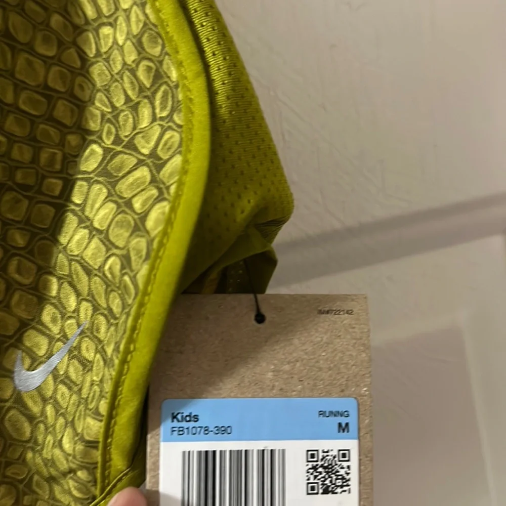 Nike Alligator Print Tempo Running Shorts: GREEN: NWT: SIZE M
